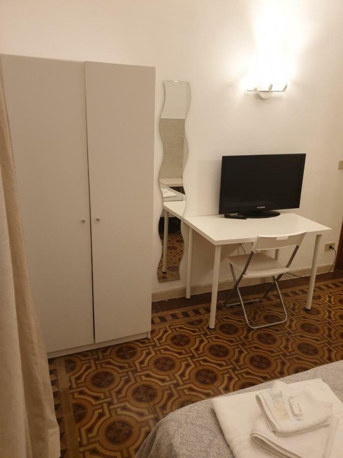 Hotel Mirafiori ลิโด ดิ กามาโยเร ภายนอก รูปภาพ